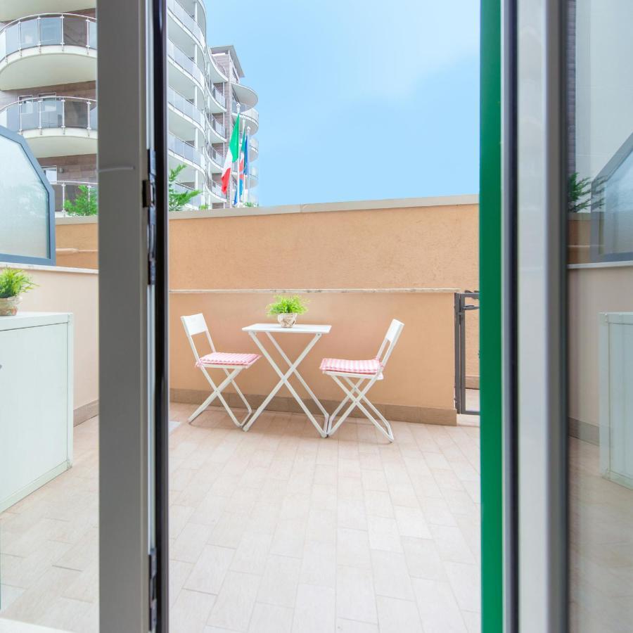 Babyaccommodation Family Comfort Пьетра-Лигуре Экстерьер фото